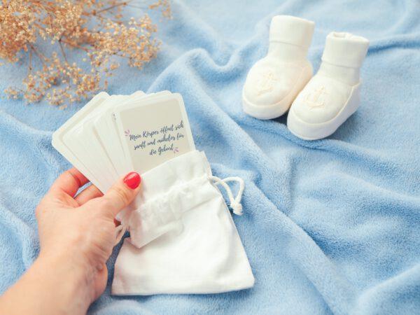 Beispielbild Schwangerschaftsaffirmationen mit Säckchen